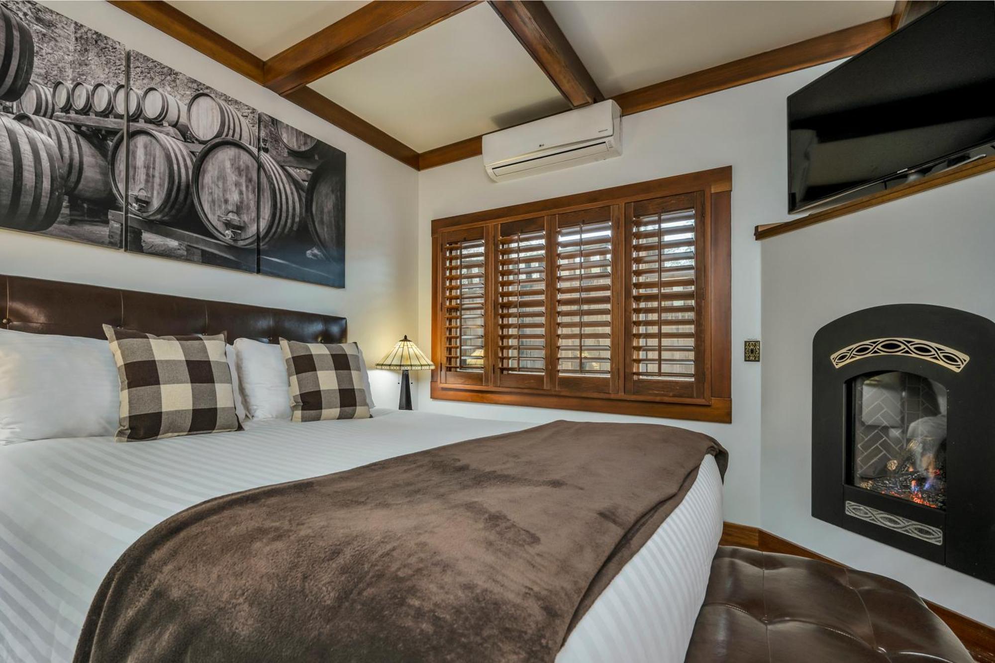 Calistoga Wine Way Inn Bagian luar foto